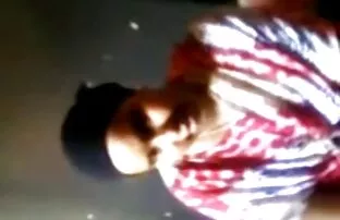 XXX پسر فریاد ریدن زن چاق زد