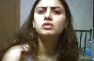 XXX دستی زیبا برای یک دختر پر زرق فیلمهای سکسی زنان چاق و برق