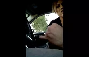 XXX عمه بالغ چربی با جوانان بزرگ به سبک سگ کوچولو سکس زنه چاق می دهد