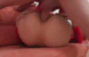 XXX بانوی داغ خودش سکس زنان چاق از کون یک بازی را به ارگاسم می آورد