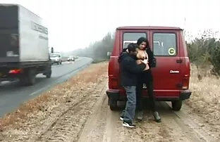 XXX مرد سکس زنان چاق درحمام طاس بلوند زرق و برق دار را در الاغ می خرد