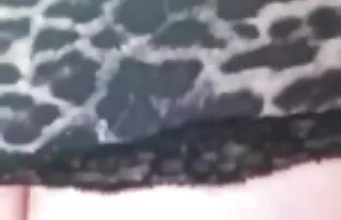 XXX به کلیپ سکسی زن چاق آرامی یک دیک لیس می زند