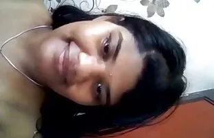 XXX پس از نوشیدن آبجو ، یک دختر آسیایی تصمیم به خروس خروس به مرد گرفت و با او زن های چاق سکسی رابطه جنسی برقرار کرد