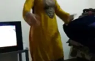 XXX آبنوس فیلم زنان چاق سکسی با دیک shemale بزرگ fucks در مقعد