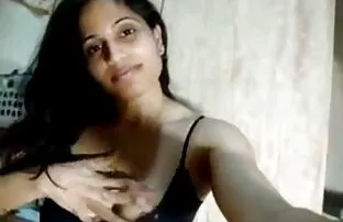 XXX پسر بچه دوست دختر عکس زنهای چاق سکسی هیجان انگیز را برای رابطه جنسی برای پول ارسال کرد