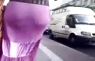 XXX مست ناتاشا فیلم سکسی زن چاق در الاغ با شخص دوست داشتنی در طبیعت مست می شود